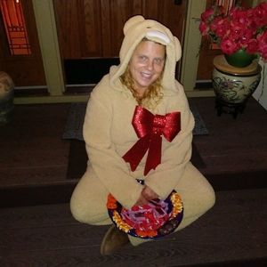 Meet your Posher, Mikie